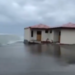 Kakva katastrofa na Adi Bojani: More odnosi kućice i niko ne reaguje 13 Kakva katastrofa na Adi Bojani: More odnosi kućice i niko ne reaguje