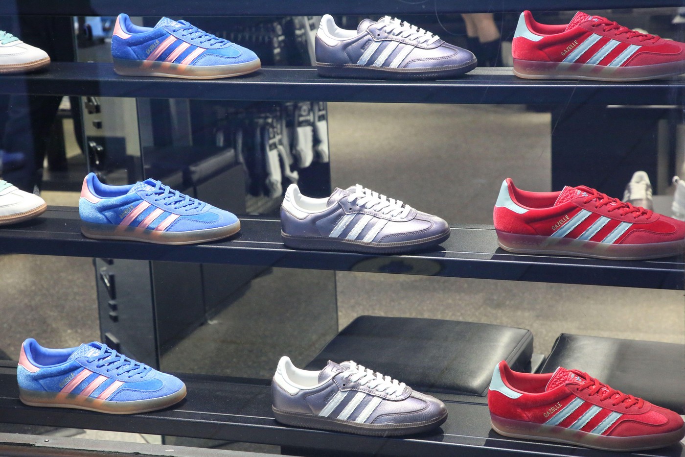 Udružili se adidas i Coca-Cola: Stižu najneobičnije sambe koje smo videli dosad