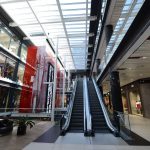 U ovoj prodavnici oblačile su se sve devojke dvehiljaditih: Mi smo je posetili danas i naleteli na odlična sniženja