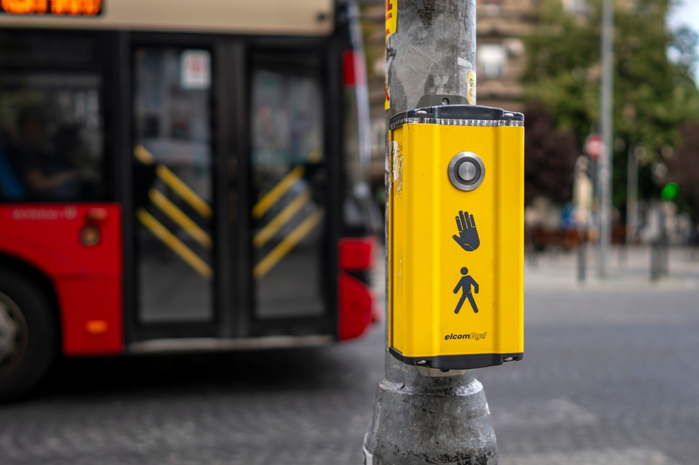 Čemu služe i šta (ne) rade tasteri na beogradskim raskrsnicama Čemu služe i šta (ne) rade tasteri na beogradskim raskrsnicama