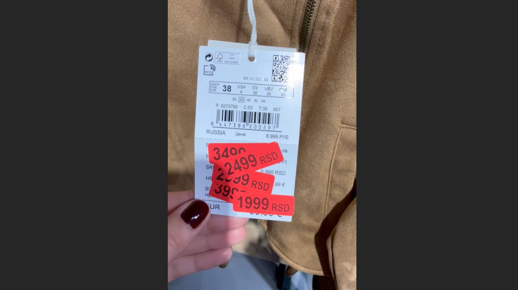 Naišli smo na radnju na Bulevaru koja je rekorder po sniženjima: Evo šta ima po 5 puta precrtanim cenama Naišli smo na radnju na Bulevaru koja je rekorder po sniženjima: Evo šta ima po 5 puta precrtanim cenama