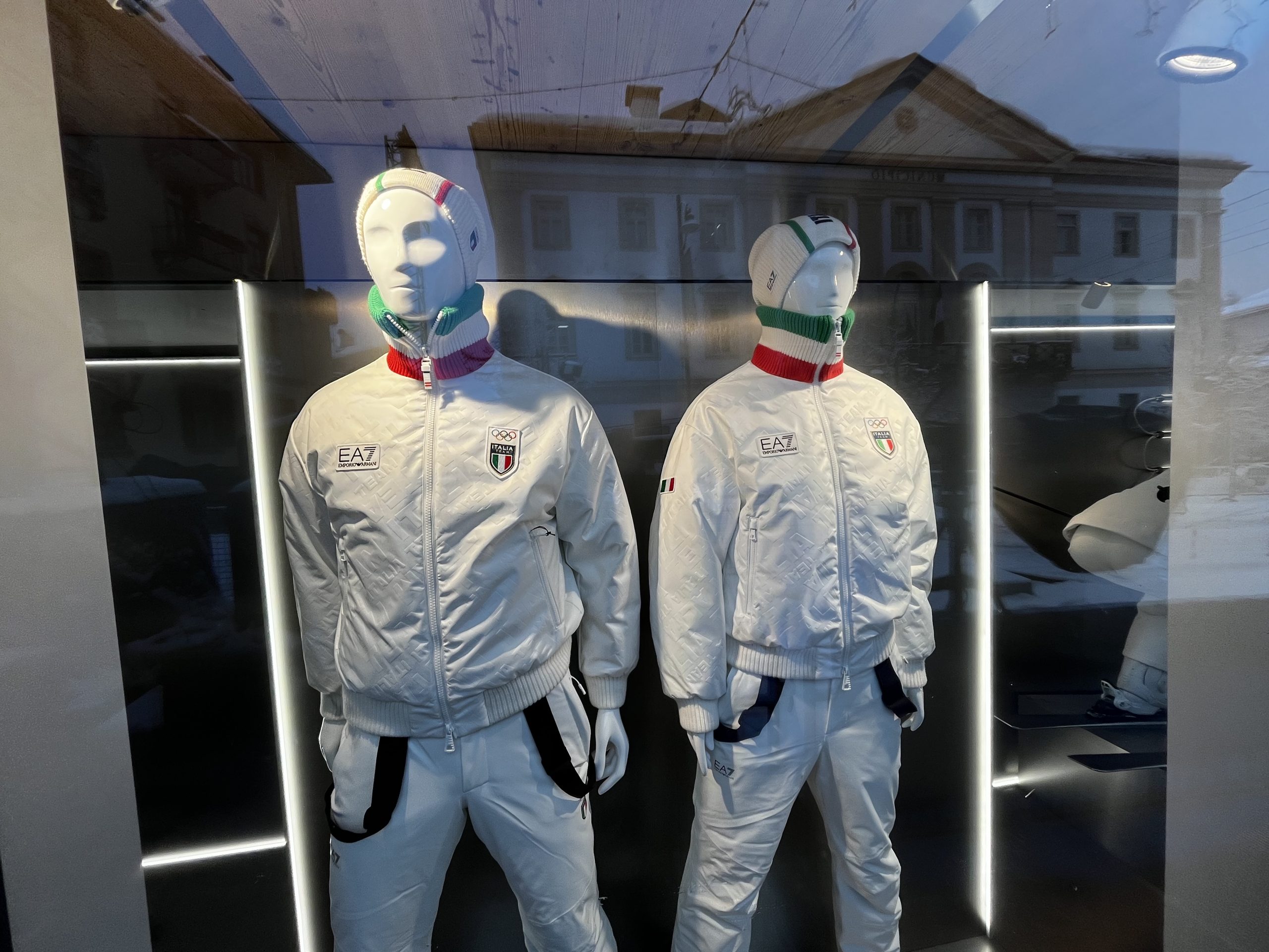 Bili smo u Kortini i evo koliko košta da se obučete kao italijanska reprezentacija na Olimpijskim igrama