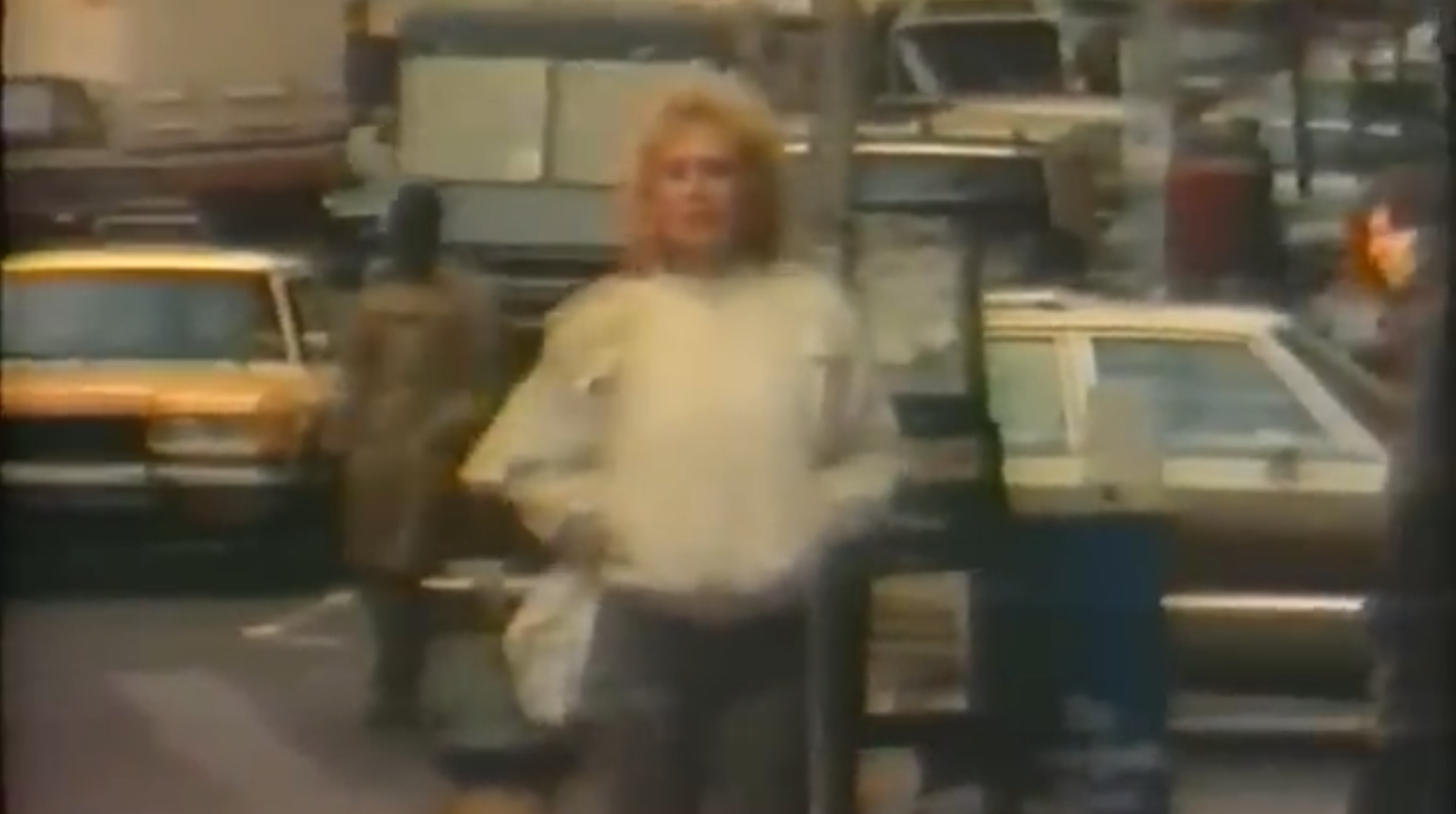 Na snimku iz 1984. najveća balkanska zvezda je "nevidljiva" na ulicama Njujorka, a cena ulaznica kao za Sinatru