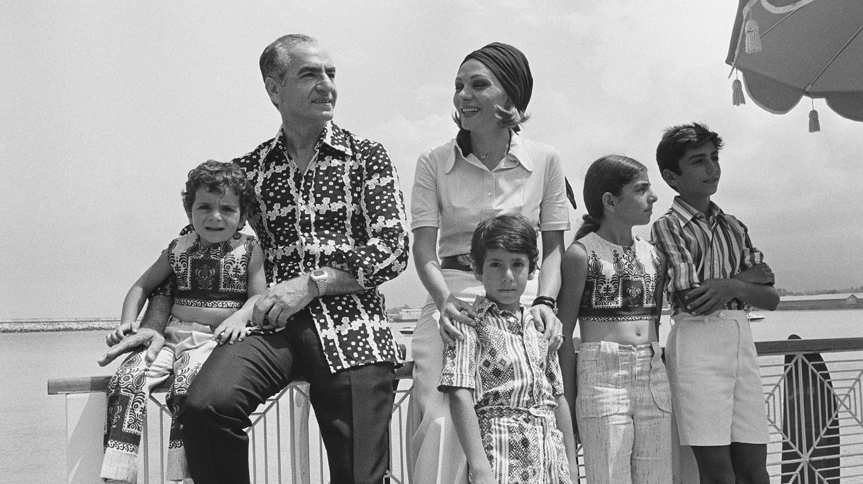 Kako je Iran izgledao pre 1979. godine? Fotografije prikazuju zemlju kakvu mnogi ne pamte