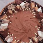 Torta Kinder Bueno, recept za slatkiš bolji od kupovne čokolade
