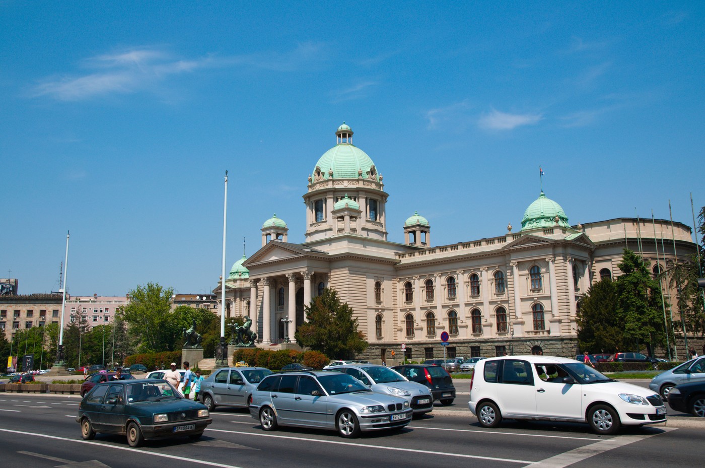 Da li znate šta je danas na Trgu Marksa i Engelsa u Beogradu? Emisija "Da te pitam" pojavila se na društvenim mrežama i za čas nas vratila u osamdesete