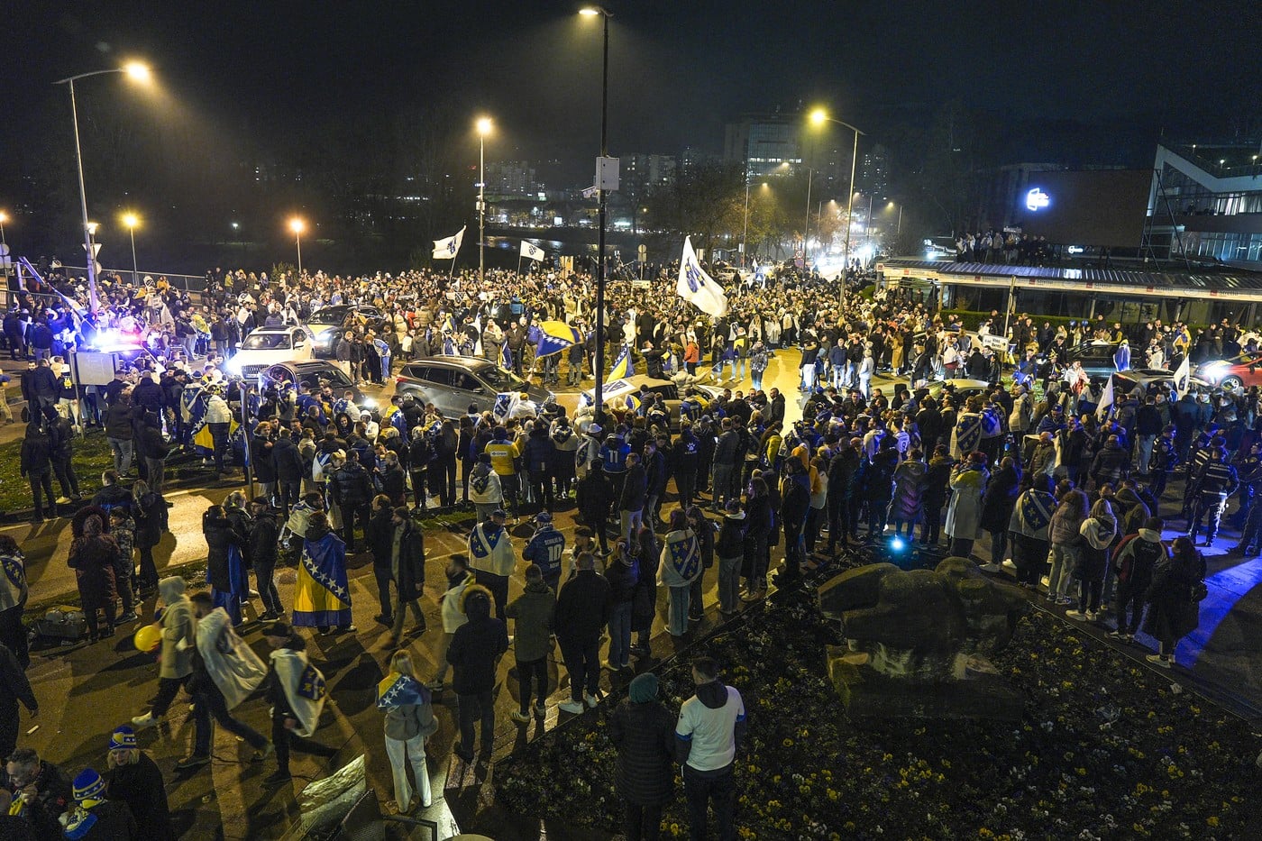 Ovako se sinoć slavilo u BiH nakon prolaska na Svetsko prvenstvo: Pesma stara 13 godina ponovo je hit