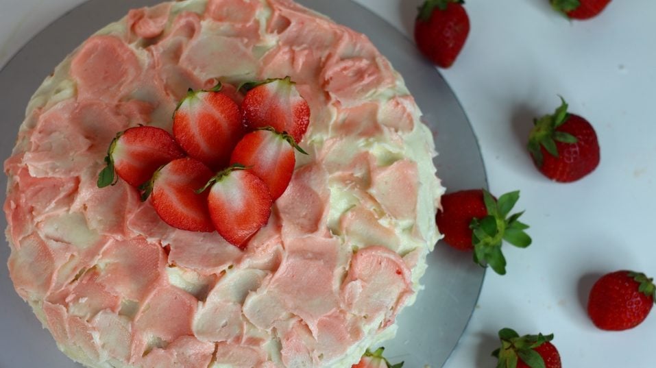 torta sa jagodama