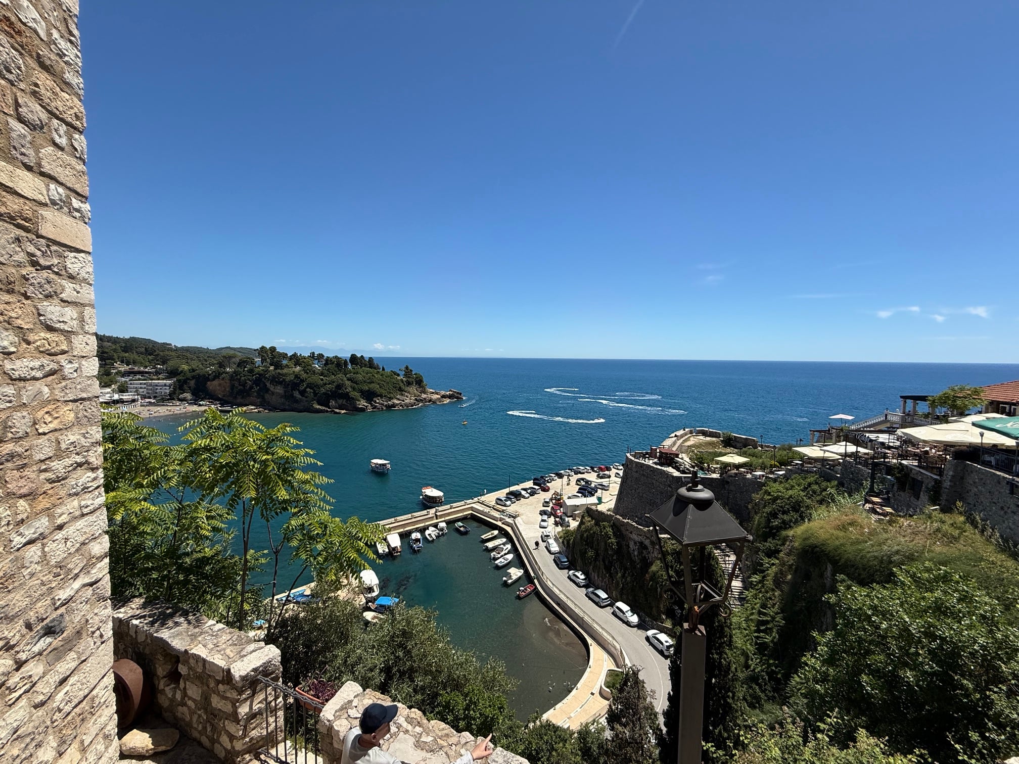 Plaže koje krije Ulcinj: Od maslinjaka Valdanosa do tajne pećina koja izgleda nestvarno
