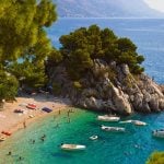 Srpska influenserka oduševljena hrvatskom plažom: "Lepša mi je i od Maldiva", mada rekacije na mrežama su podeljene