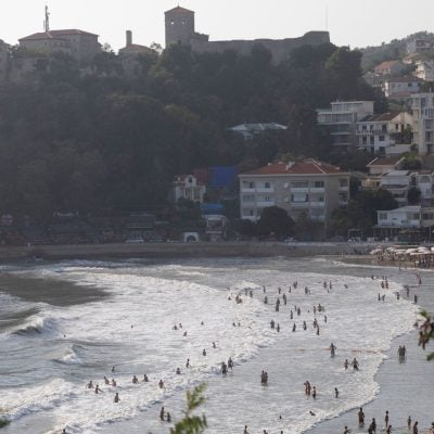 Ovo su cene ležaljki u Crnoj Gori: Nisu svuda iste