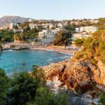 Ovo još niste videli na Jadranu: Tajnovita plaža u Crnoj Gori sa prirodnim bazenom je nešto što ne smete propustiti ovog leta