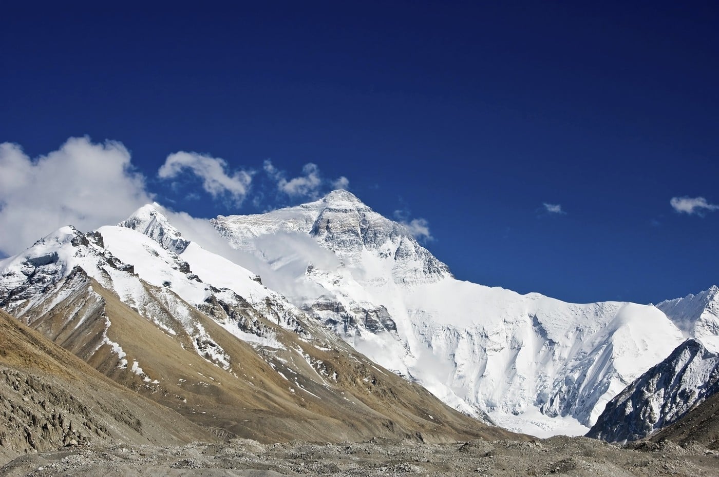 Najviši kamp na Mont Everestu pretvoren u deponiju