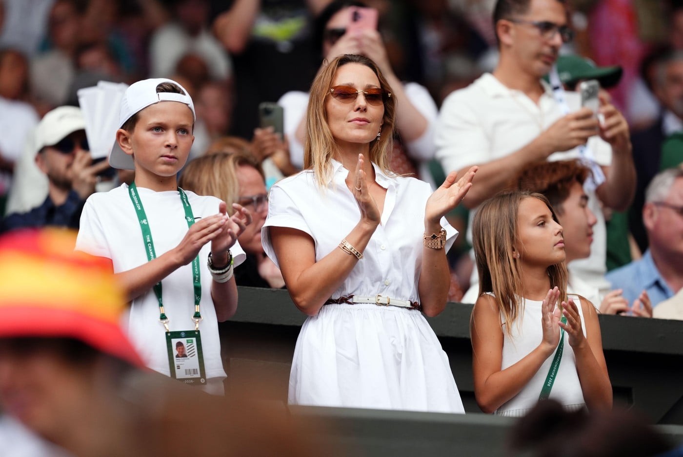 Jelena Đoković bodrila Novaka u haljini koja svakoj ženi treba ovog leta: Ovako izgleda pravi tihi luksuz