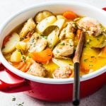 Jedno od najomiljenijih jela na kašiku: Pileći paprikaš kakav su pravile naše bake