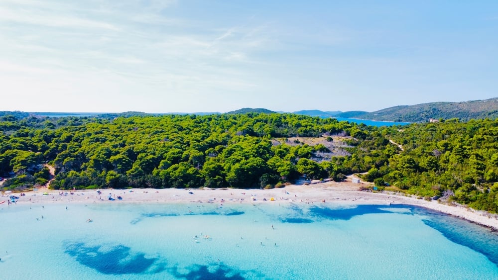 “Hrvatski Havaji” postoje, a postoji puno razloga da ih posetite ovog leta: Plaža kao s razglednice "Hrvatski Havaji" postoje, a postoji puno razloga da ih posetite ovog leta: Plaža kao s razglednice